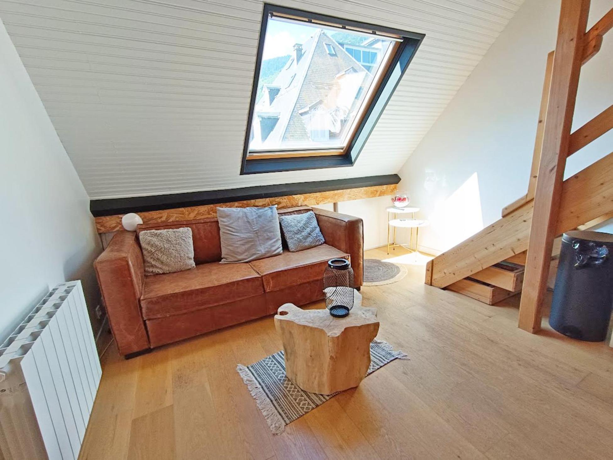 Le Nid De Juliette, T3 Duplex, Parking, Cave Apartment Bagneres-de-Luchon Exterior photo